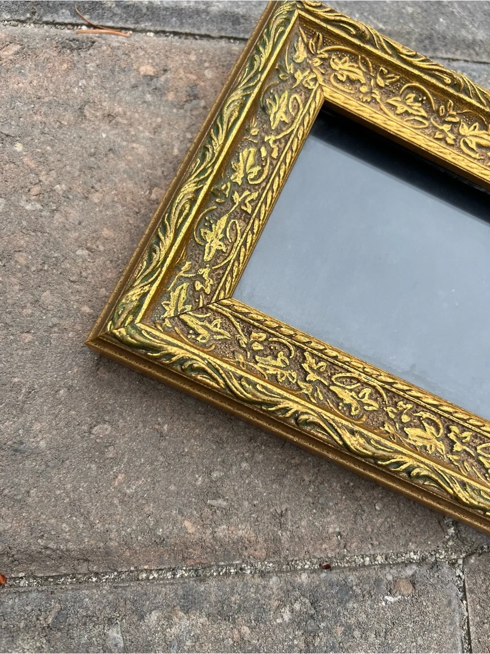 Vintage Ornate Gilt & Verdigris Ivy Scroll Tabletop Photo Frame 3.5